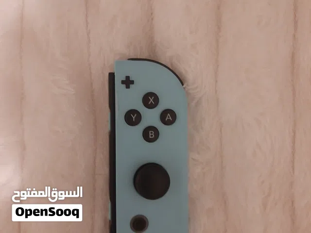 Right Nintendo Switch joycon with the R button broke.