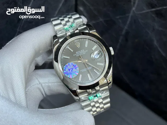 Sporty Men’s Watch Strong & Long-lasting