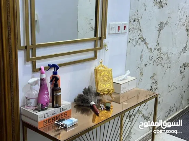 ميز مدخل البيت