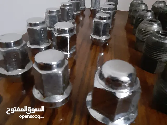 صواميل عجل للبيع فيرنا وافيوا