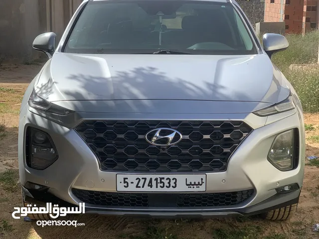 Hyundai Santa Fe 2019 in Tripoli