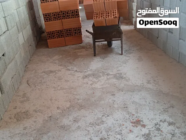 ونش لرفع مواد البناء بومشي ولايجور وجزه وجرانليه وسراميك واسمنت  وصبه عرص وجميع اعمال التشوينات ورفع