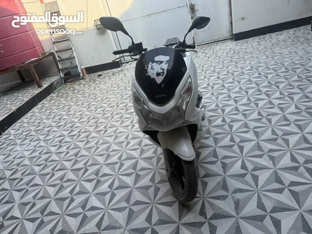 للبيع كفاله محرك والكفرات بيهن شخوطPcx