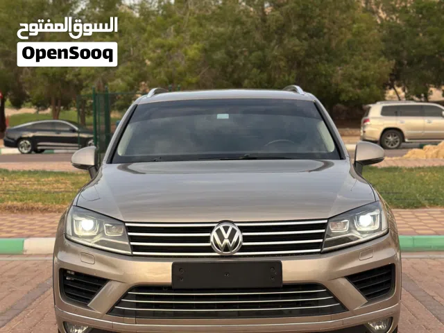 2015 Volkswagen Touareg - GCC Specs