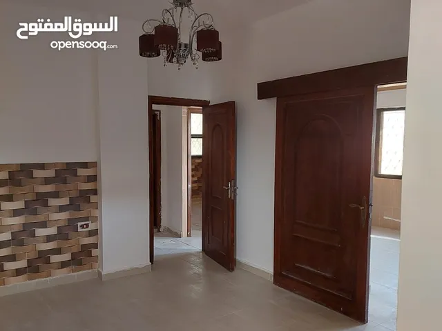 150 m2 5 Bedrooms Apartments for Rent in Salt Al NAqab