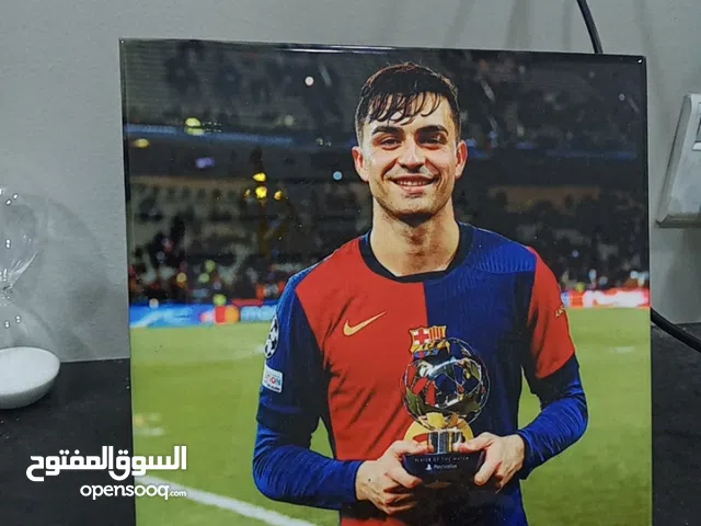 للبيع صورة مع الستاند طبع حراري على قطعة (قاشي)