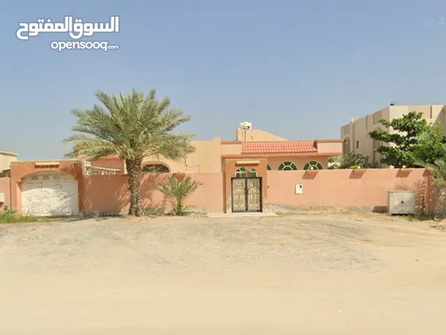 745 m2 5 Bedrooms Villa for Sale in Sharjah Other