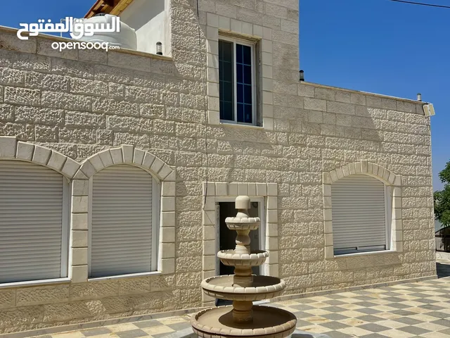 بيت مستقل بأجمل مواقع بيرين