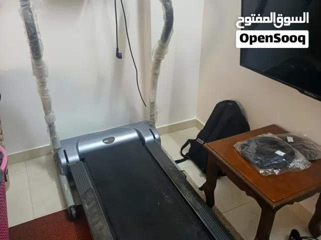 جهاز ركض بحالة ممتازة