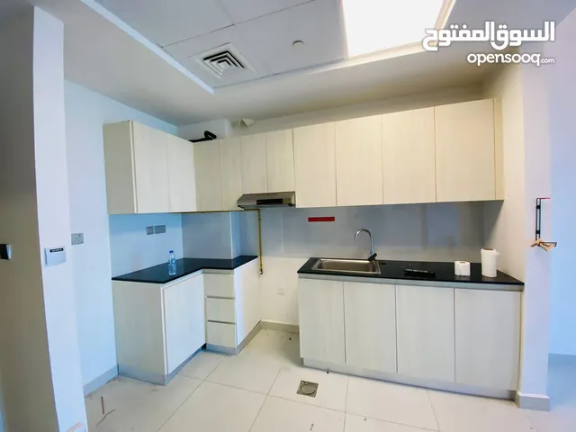 780 ft Studio Apartments for Rent in Dubai Jumeirah Lake Towers