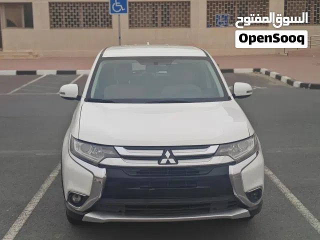 متسوبيشي اوتلاندر 2018 بحالة الوكالة شرط الفحص ما شاء الله السيارة ما تحتاج اي مصاريف