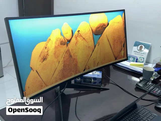34 Alienware monitors for sale  in Hawally