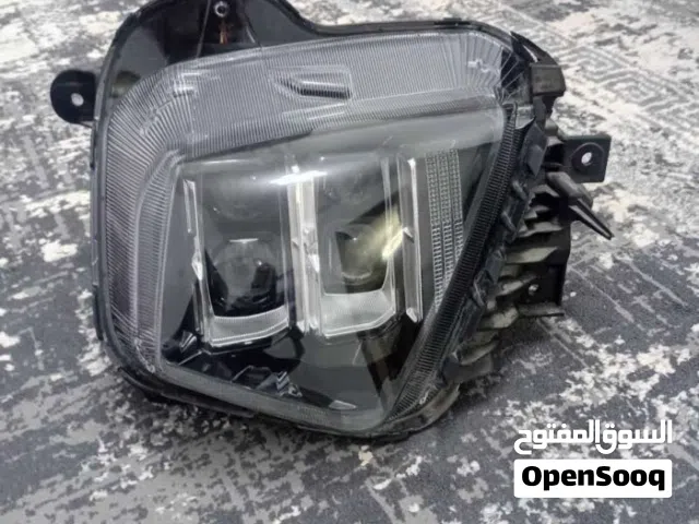 فنار توسان 2023 جهة يسار اربع عدسات مفكوك من سيارة امريكية ماشية 9 لاف ميل نظيف شبه جديد