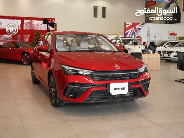 سيارة ام جي 5 lux 2025 من الموزع الرسمي في العراق بضمان 6 سنوات او 200 الف كيلو متر