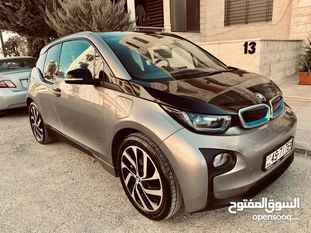 وارد الوكالة BMW i3 2016 REX كهرباء و بنزين فحص كامل فل اضافات ممشى قليل.