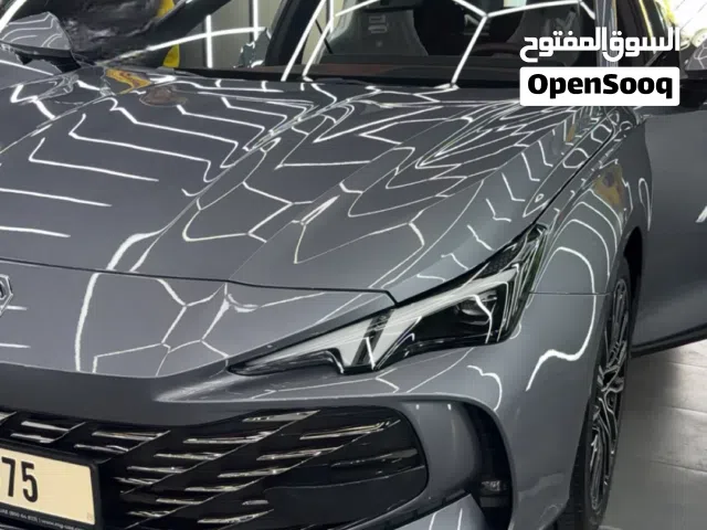 2025 ام جي MG 7
