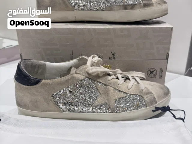 Golden goose glitter