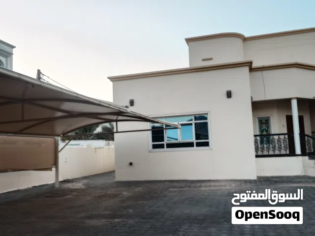 "للبيع بيت في خضراء الصراني، موقع ممتاز مقابل الشارع العام، قريب من جميع الخدمات."