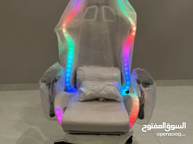 كرسي قيمينق RGB أبيض جديد الموقع خميس مشيط