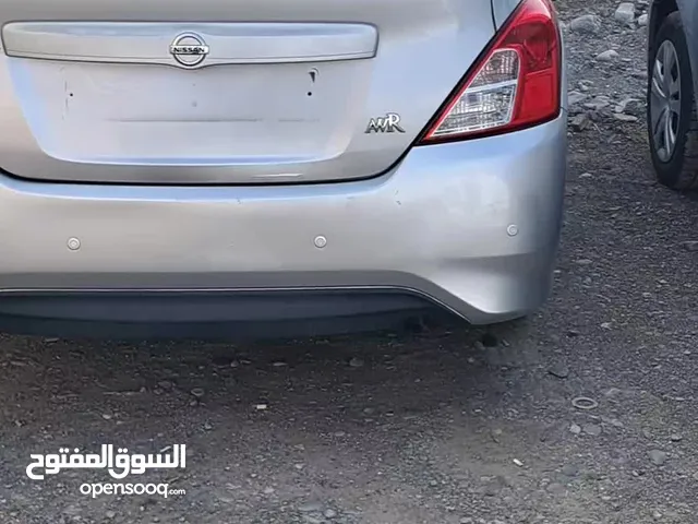 Sedan Nissan in Muscat