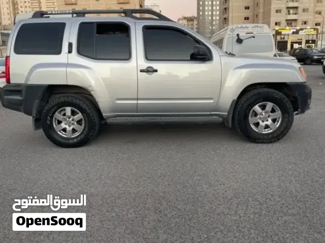 2011 Nissan X-Terra Platinum