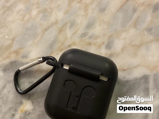 شبه جديد airpods 2 للبيع