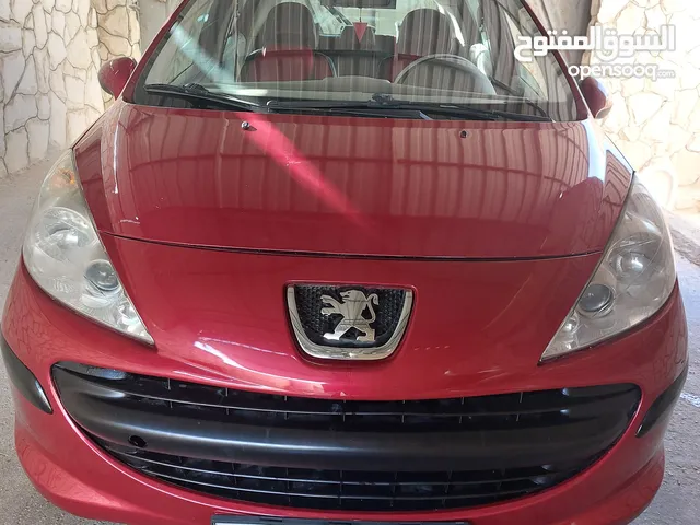 Used Peugeot 207 in Zarqa