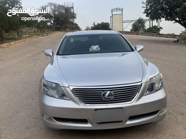 Used Lexus LS in Amman