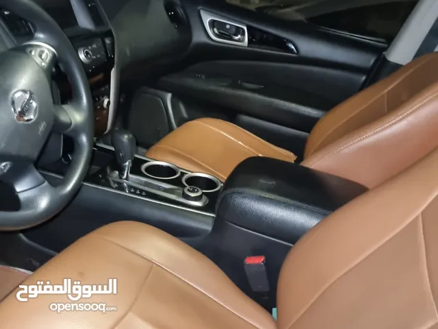 نيسان باثفندر 2015