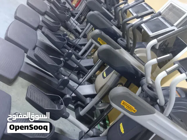 TECHNOGYM EXCITE VARIO 1000 TV ELLIPTICAL
