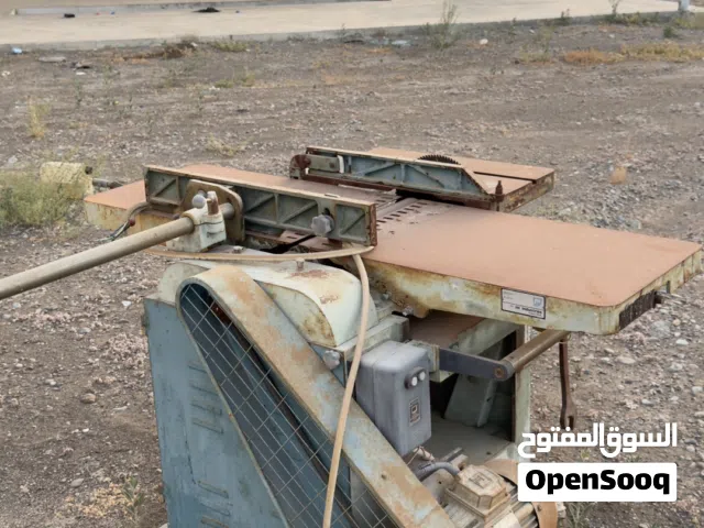 الة نجارة متعددة الوظائف