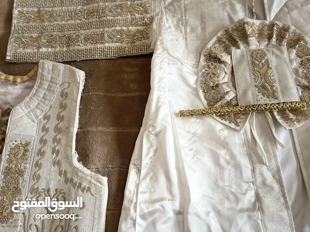 بدلة كبيرة