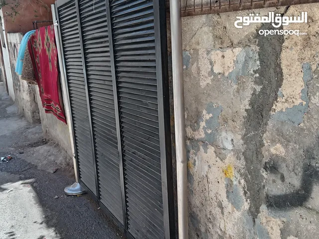 قاطع ديكور خشب عامود استالنيس عرض 250سم بارتفاع 2متر ثقيل