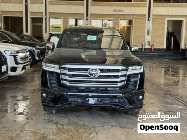 2026 تويوتا لاند كروزر VXR