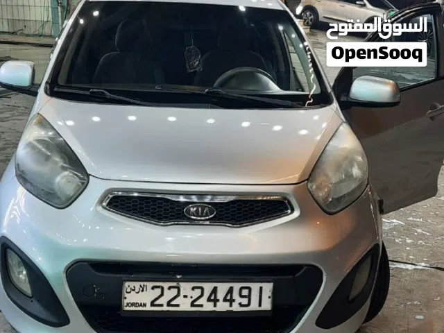 2013 كيا بيكانتو Standard