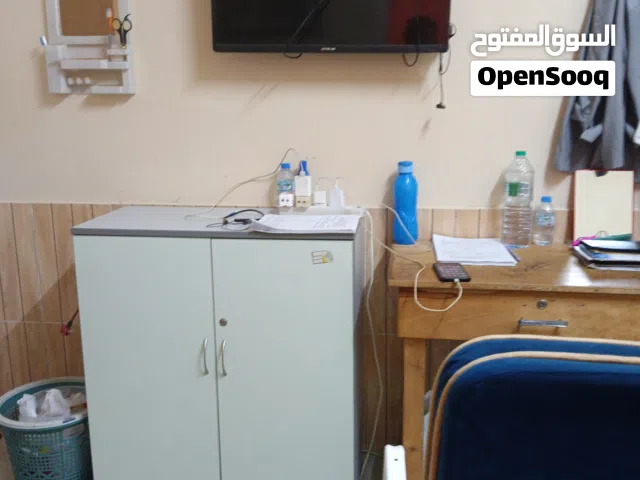 bed space available for male candidate