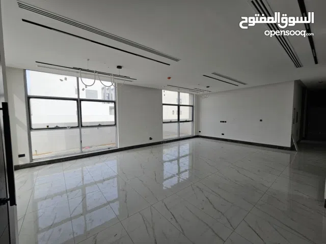 375 m2 5 Bedrooms Villa for Sale in Abu Dhabi Al Shamkhah