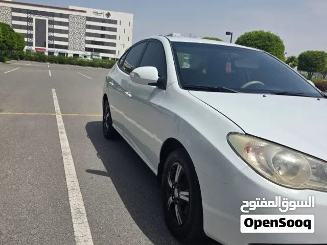 2011 هيونداي النترا SE