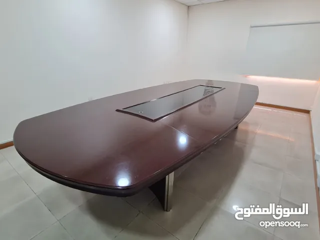 طاولة إجتماعات و سوفات
