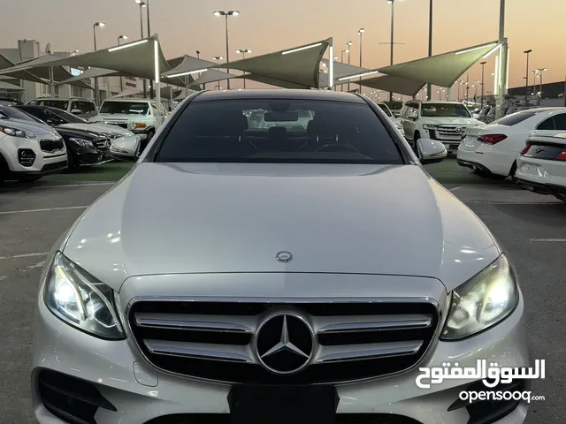MERCEDES BENZ E300 (2017) LOW MILEAGE مرسيدس بينز اي 300 بلون فضي ممشى خفيف مواصفات امريكية