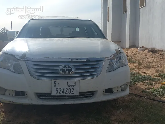 Toyota Avalon Limited in Tripoli