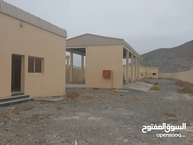 4000m2 Staff Housing for Sale in Fujairah Al Hail