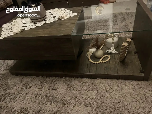 طاولة غرفة جلوس خشب و قزاز