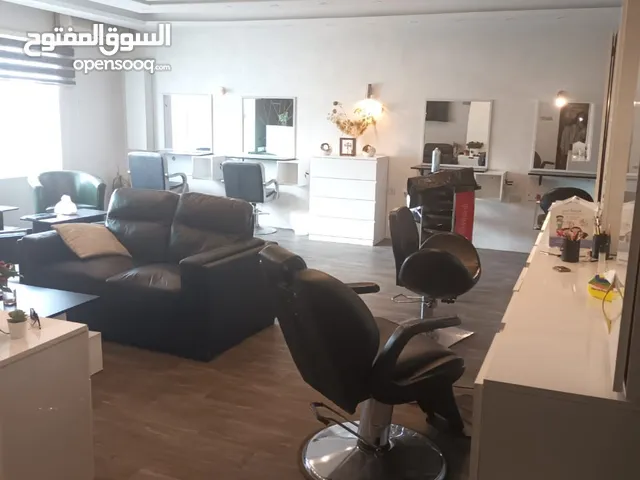 صالون للبيع بسعر مغري