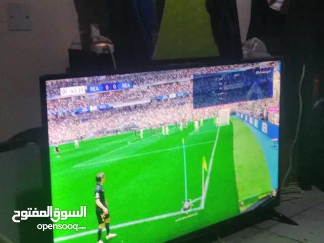 Others Smart 43 inch TV in Jeddah