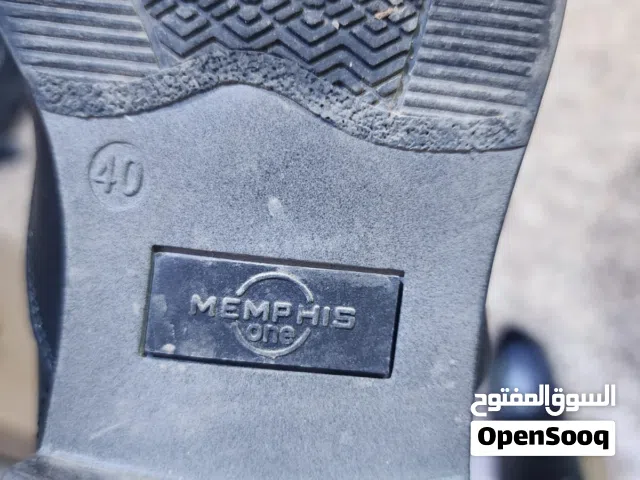 حذاء جلد بالة