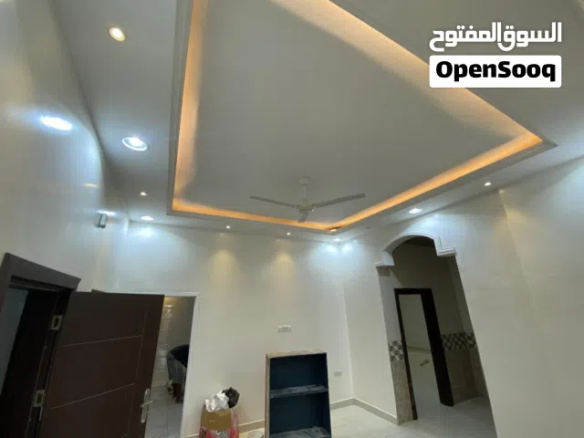 شقق مكتبيه تجاريه راقيه بحريه للايجار في مدينة انماء القديمه الابراج