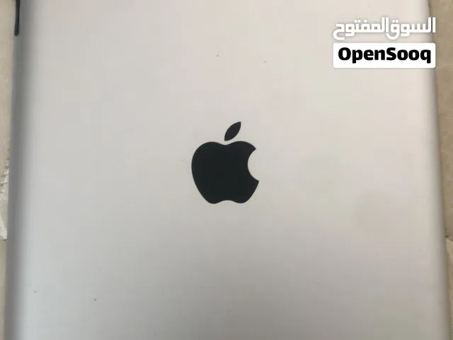 Apple iPad 5 128 GB in Al Sharqiya