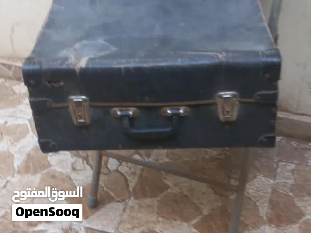 السلام عليكم ورحمة الله وبركاته جهاز موسيقى كرديون دق اول ربي يبارك جديد وشغال من فتره السبعينات