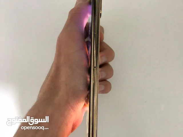 ايفون xs max جهاز نظيف